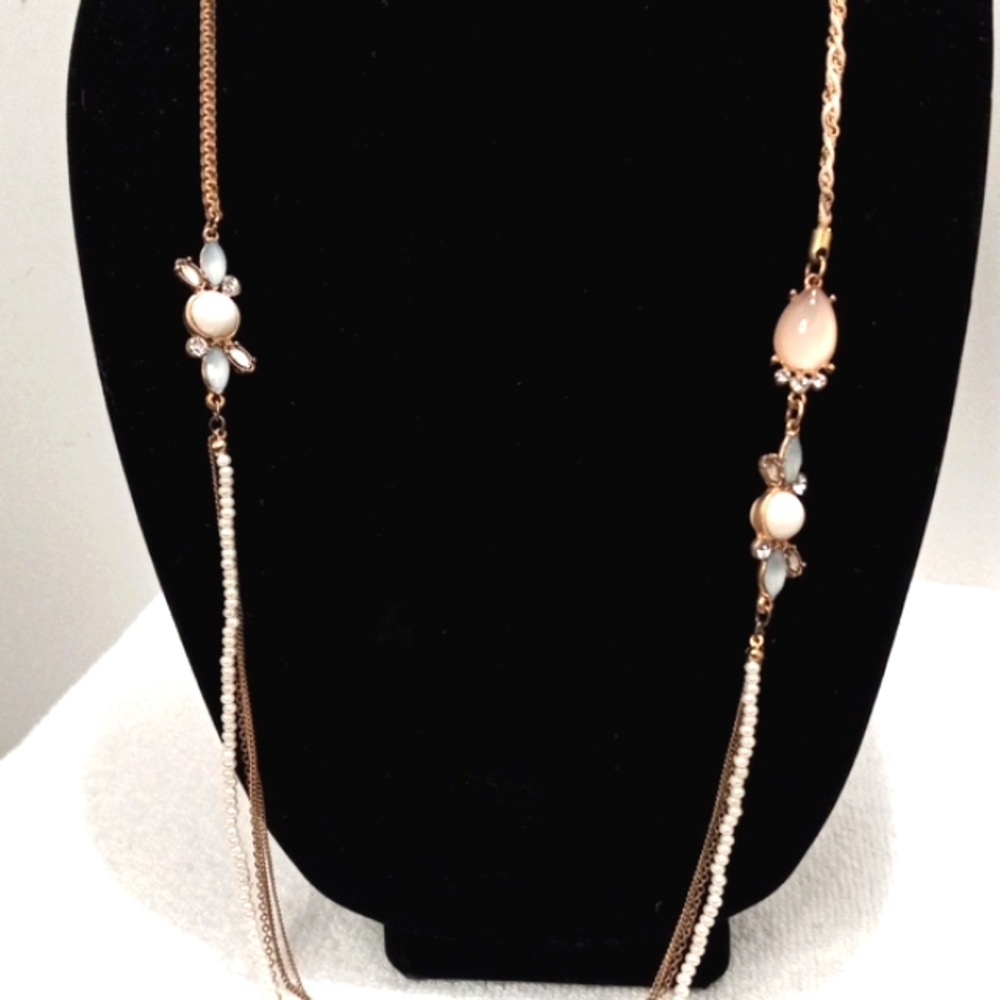 NWT Vivi Love Long Gold Tone, Clear genuine Crystal Neckless
